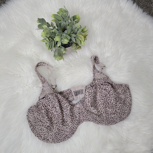 Bali Other - Bali Snow Leopard Print Bra Size 40DD